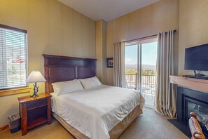1 bedroom, iron/ironing board, Internet, bed sheets