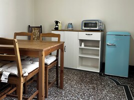 Superior Double Room | Private kitchen | Espresso maker, coffee/tea maker, fridge, microwave