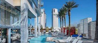 StripSuite Palms Place Hotel/Resort & Casino