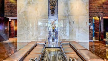 Sala de estar en el lobby