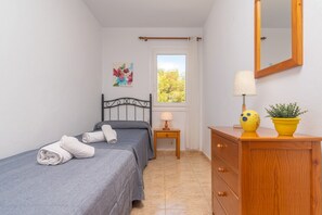 Room - Filippi - Apartment In Es Mercadal. Free Wifi (Es Mercadal, Illes Balears)