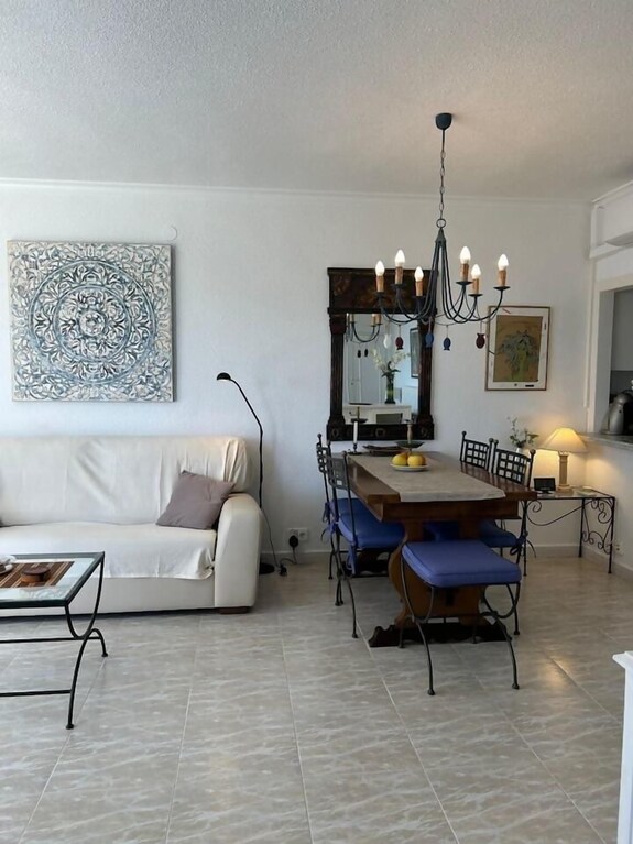 Bright Beachfront Apartment With Swimming Pool - Villajoyosa