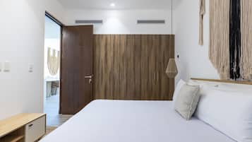 2 chambres, fer et planche Ă repasser, draps fournis