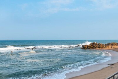 Casa Branca on the Beach & Pool  Just Renovated!