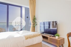 In-room safe, iron/ironing board, free WiFi, bed sheets
