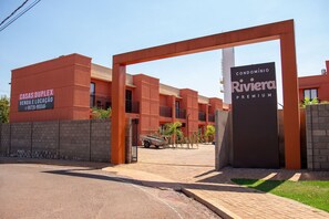 Villa | Exterior
