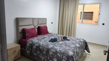 2 bedrooms, WiFi, bed sheets