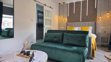 1 bedroom, iron/ironing board, WiFi