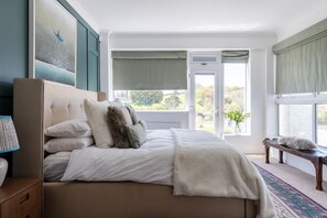 4 Schlafzimmer, Bügeleisen/Bügelbrett, kostenloses WLAN, Bettwäsche