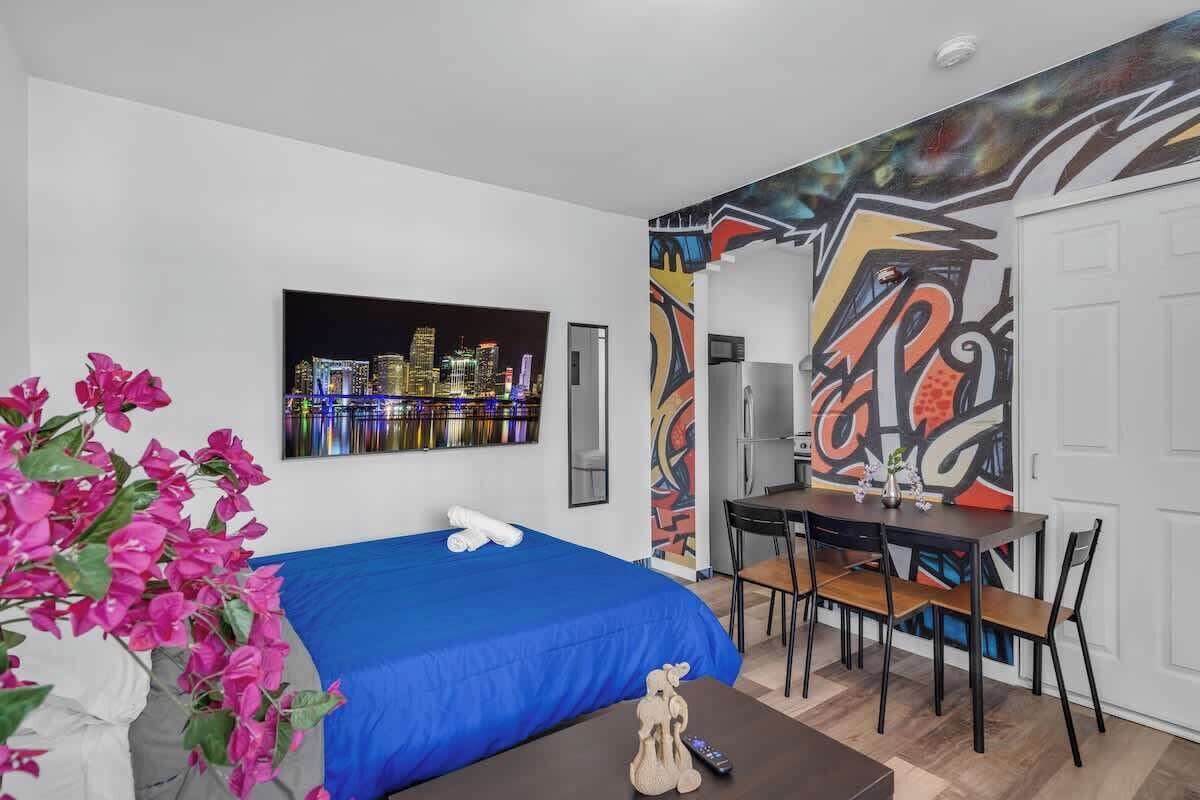 Desk, iron/ironing board, free WiFi, bed sheets