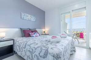 2 bedrooms, iron/ironing board, Internet