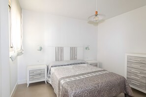 1 bedroom, iron/ironing board, free WiFi, bed sheets - Apartment 'Panorama Beach' with Sea View, Wi-Fi and Air Conditioning (torrox-costa)