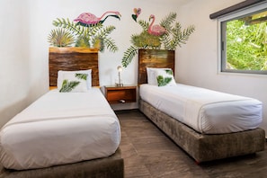 6 chambres, fer et planche à repasser, Wi-Fi, draps fournis