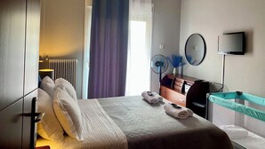 2 Schlafzimmer, Bügeleisen/Bügelbrett, WLAN, Bettwäsche