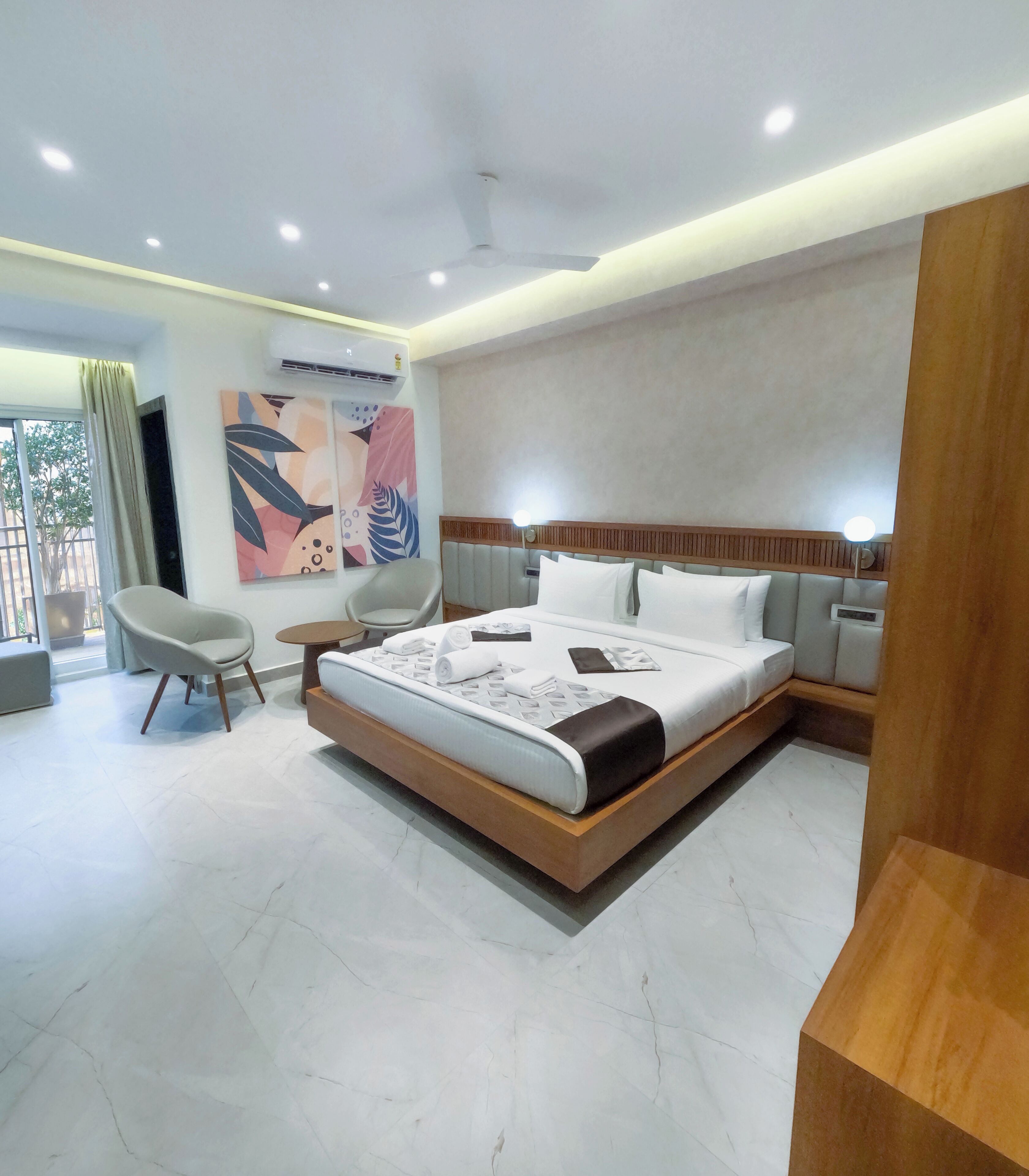 Photo - Casa Hotel Madhapur