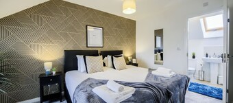 Spacious 3-Bedroom House | Wi-Fi | Serviced Stays