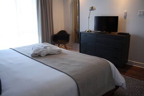 2 makuuhuonetta, silitysrauta/-lauta, ilmainen Wi-Fi, vuodevaatteet