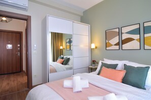 1 bedroom, iron/ironing board, free WiFi, bed sheets