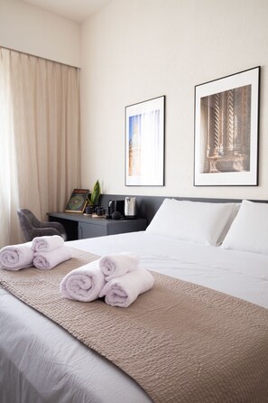 2 bedrooms, WiFi, bed sheets - Cozy accommodation in the center of Palermo within walking distance of Via Libertà. (Palermo)