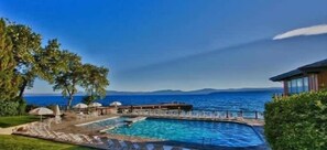 Pool - Lakefront Condo in Kings Beach- #25 (Kings Beach)