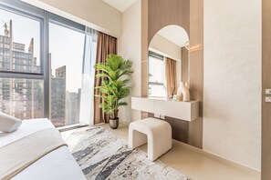 1 bedroom, in-room safe, iron/ironing board, free WiFi