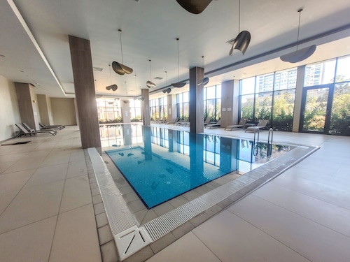 Relaxing brand new complete apartment