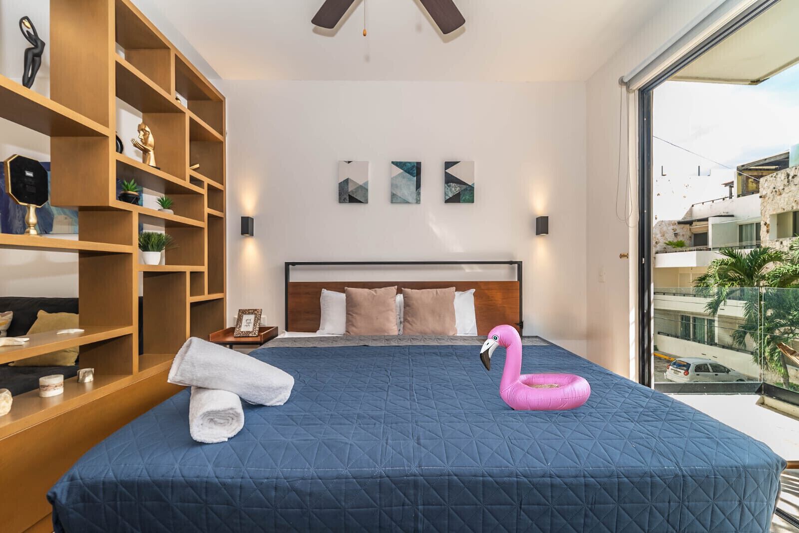 Iron/ironing board, free WiFi, bed sheets