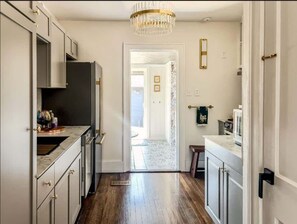 Nicht klassifiziertes Bild, 2 von 45, Schaltfläche