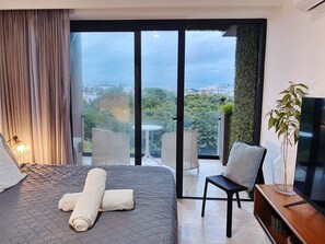 Zimmersafe, Bügeleisen/Bügelbrett, kostenloses WLAN, Bettwäsche