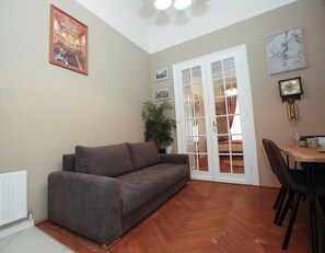 Smart TV - Charming Apartment Opposite the Vienna State Opera (Wien)