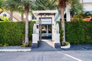 Exterior detail - Art Pool Villa (Pattaya)