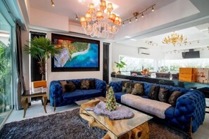 Room - Art Pool Villa (Pattaya)