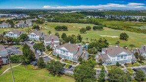 Exterior - Cozy 3BR Condo with Balcony Views,Walk to Pool (Kissimmee)