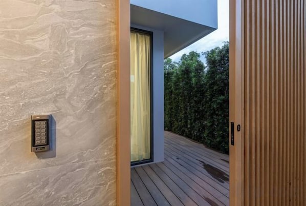 Exterior detail - Mandla Villas Collection-Villa Tanya (Phuket)