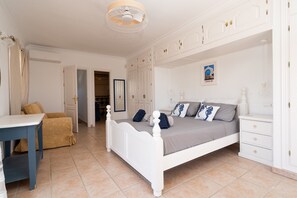 3 Schlafzimmer, Bügeleisen/Bügelbrett, kostenloses WLAN, Bettwäsche