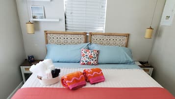 4 habitaciones, escritorio, tabla de planchar con plancha y wifi gratis