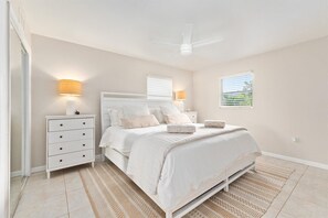4 chambres, bureau, fer et planche à repasser, Wi-Fi gratuit