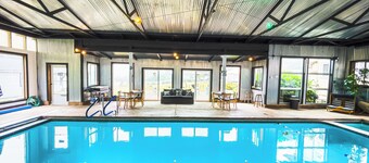 4-bedroom farmhouse in beautiful Smith River with heated in-door pool
