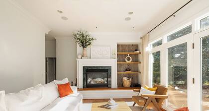 Stunning Designer Home adjacent to the Harpeth River just outside of Nashville