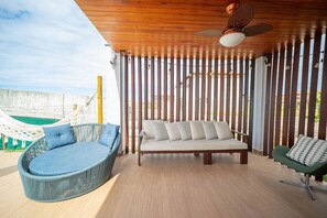 Villa | Terrace/patio