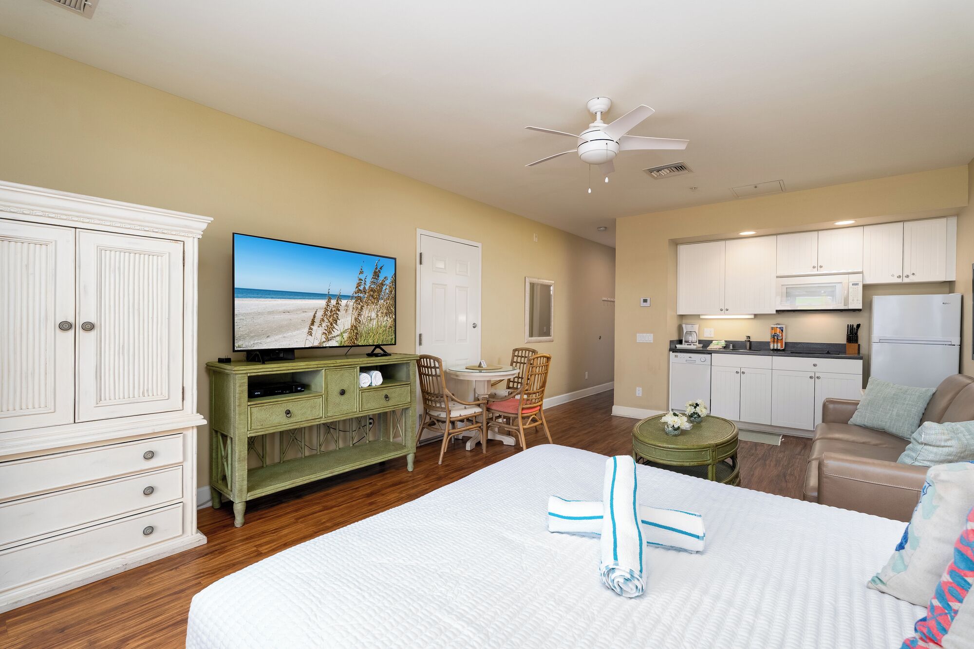 1 bedroom, WiFi, bed sheets