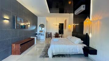 Habitación cuádruple Deluxe, vista a la laguna | Exterior