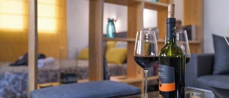 1 quarto, ferros/tábuas de passar roupa, acesso à internet