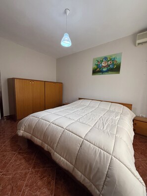 2 habitaciones, tabla de planchar con plancha y wifi