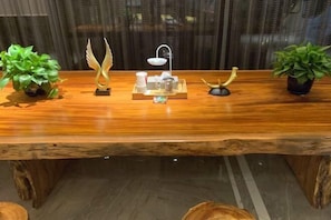 Dining - Waiting Hotel (Cao'An Road) (Shanghai)