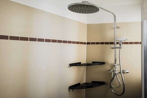 Shower, free toiletries, hair dryer, towels