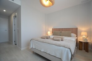 2 chambres, fer et planche à repasser, accès au Wi-Fi (inclus)