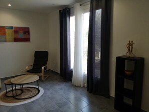 Interior - Vacation home (Forcalquier)