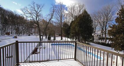 Peaceful Haven by the St-Lawrence