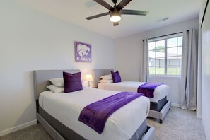 4 bedrooms, iron/ironing board, free WiFi, bed sheets